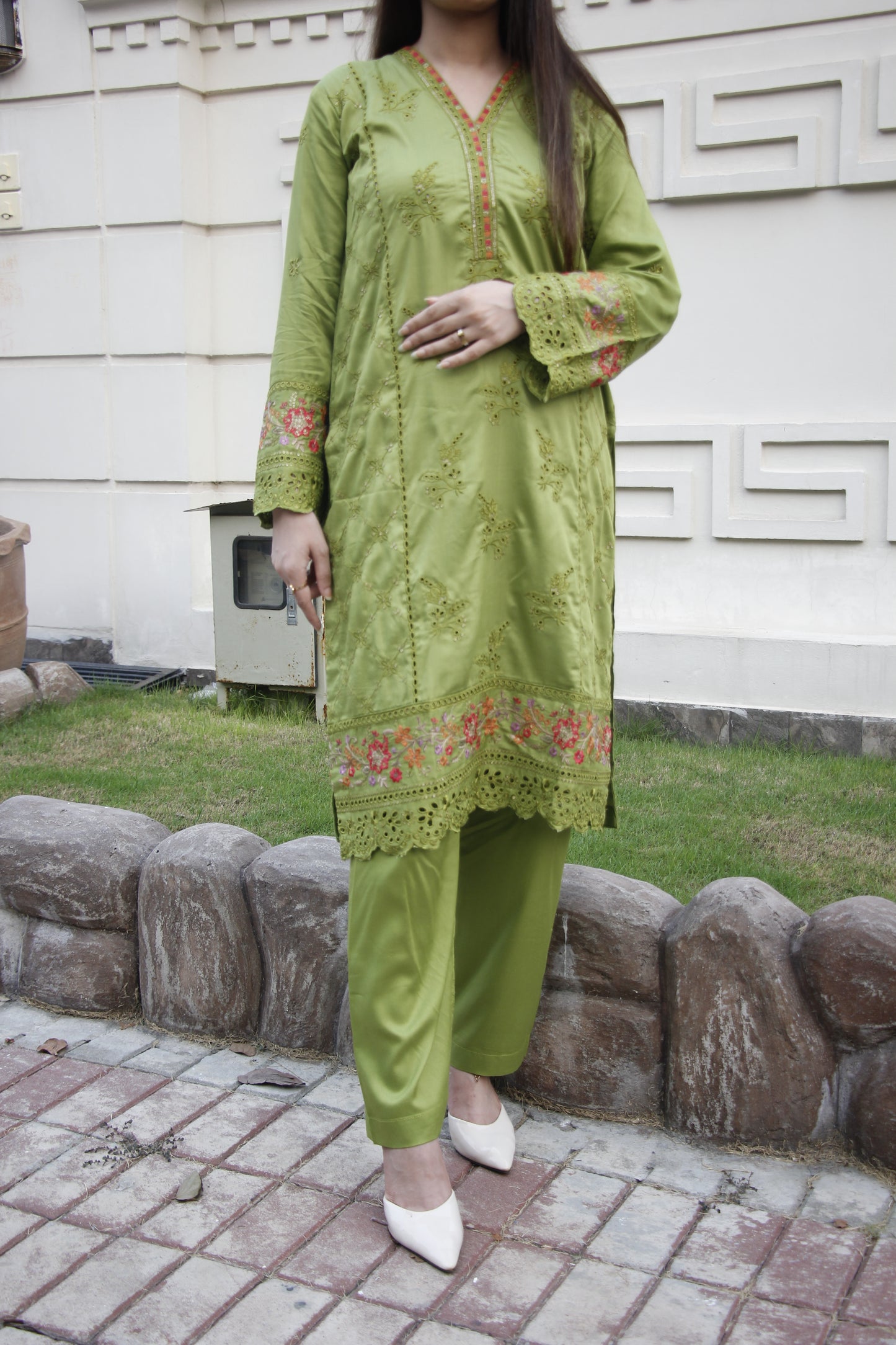Parrot green Embroidered linen 2 Piece Stitched Suit